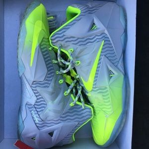 Men's Nike Lebrons